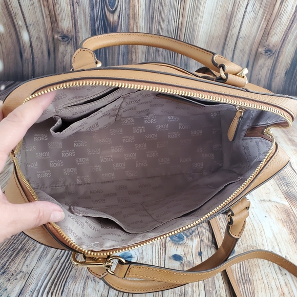 Michael Kors Sandrine Satchel - Picture 10 of 14